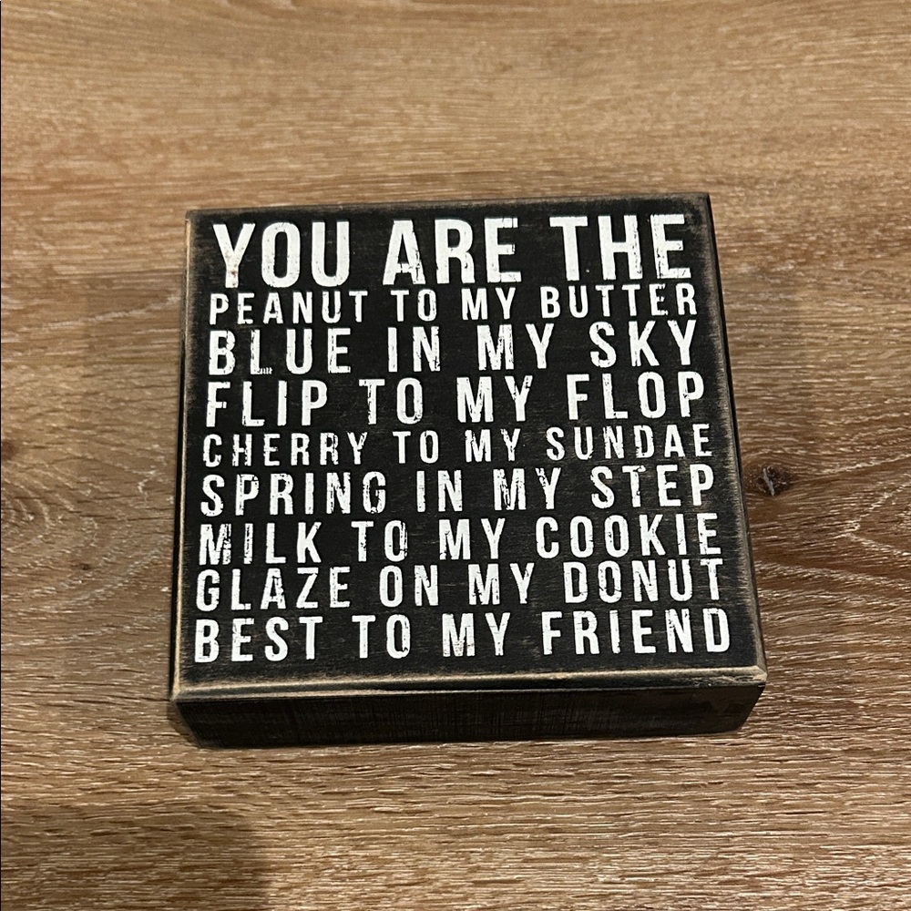 Primitives by Kathy Black and White Friendship Sign
